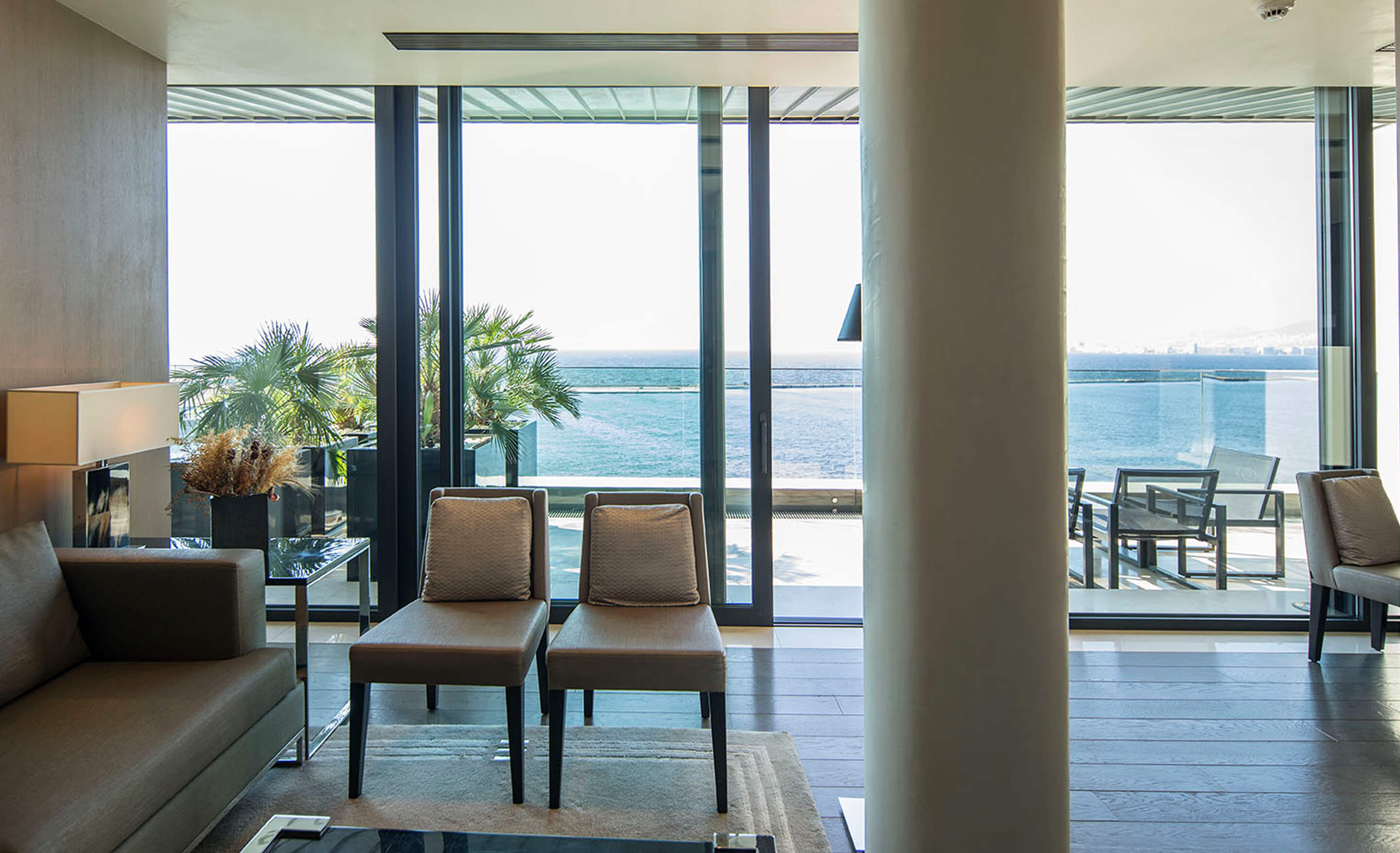 Key Hotel Deluxe Suite